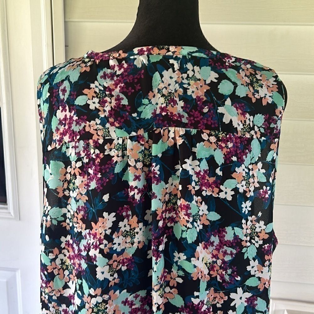 Maurice’s plus size 2 blouse sleeveless - Picture 7 of 8